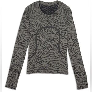 Lululemon long sleeve swiftly tech